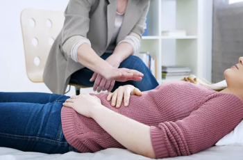 Hypnosis In Midwiferey